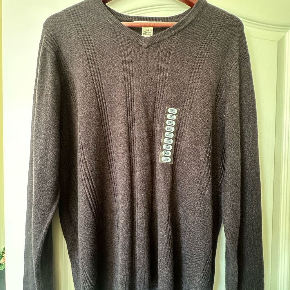 Geoffrey Beene V-Neck Sweater - Dark Gray